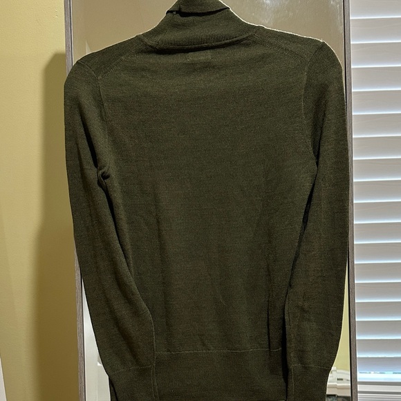 J. Crew Olive Green Turtleneck Sweater for Women - Picture 4 of 4